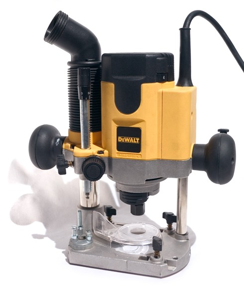 DEWALT Oberfräse DW 621 für 293,55 € - Geraete Maschinen - MERAN