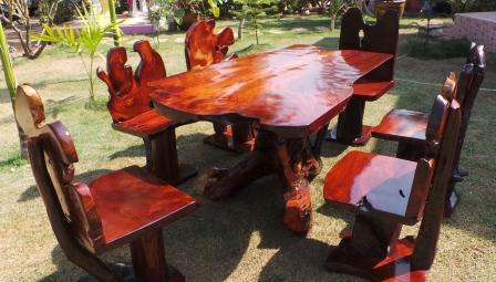 Handgefertigte Gartenmöbel aus Naturholz - Gartengeraet Gartenmoebel - Pattaya-Thailand