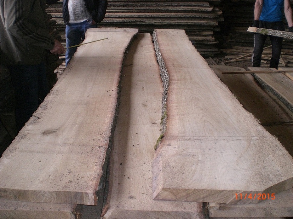 Kaukasische Eiche, unbesäumtes Schnittholz - Holz - Prag