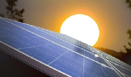 Holzvergaserheizung + Solar - Geraete Maschinen - Jever