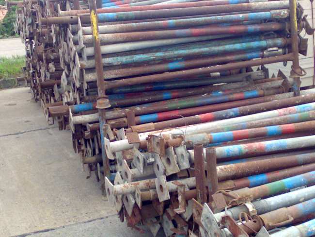 Verkauf von gebrauchten Baustützen, lackiert 1,75 - 3,00 m - Sonstiges Material für den Hausbau - Leipzig