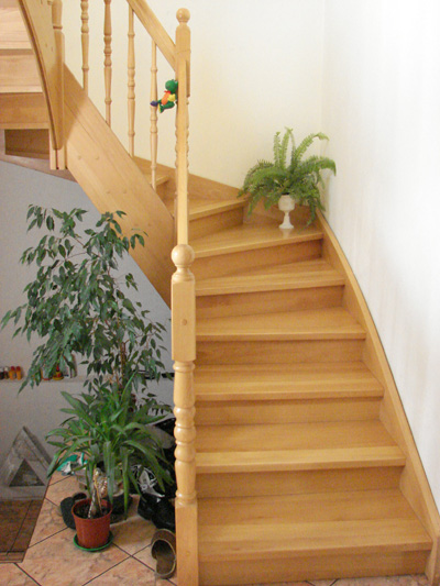 Treppen Aus Polen MASSIVHOLZTREPPEN AUS POLEN - Holz - Bernau