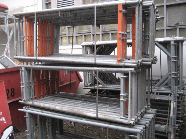 Gerüst kaufen - gebrauchtes RUX 52 qm - Sonstiges Material für den Hausbau - Leipzig