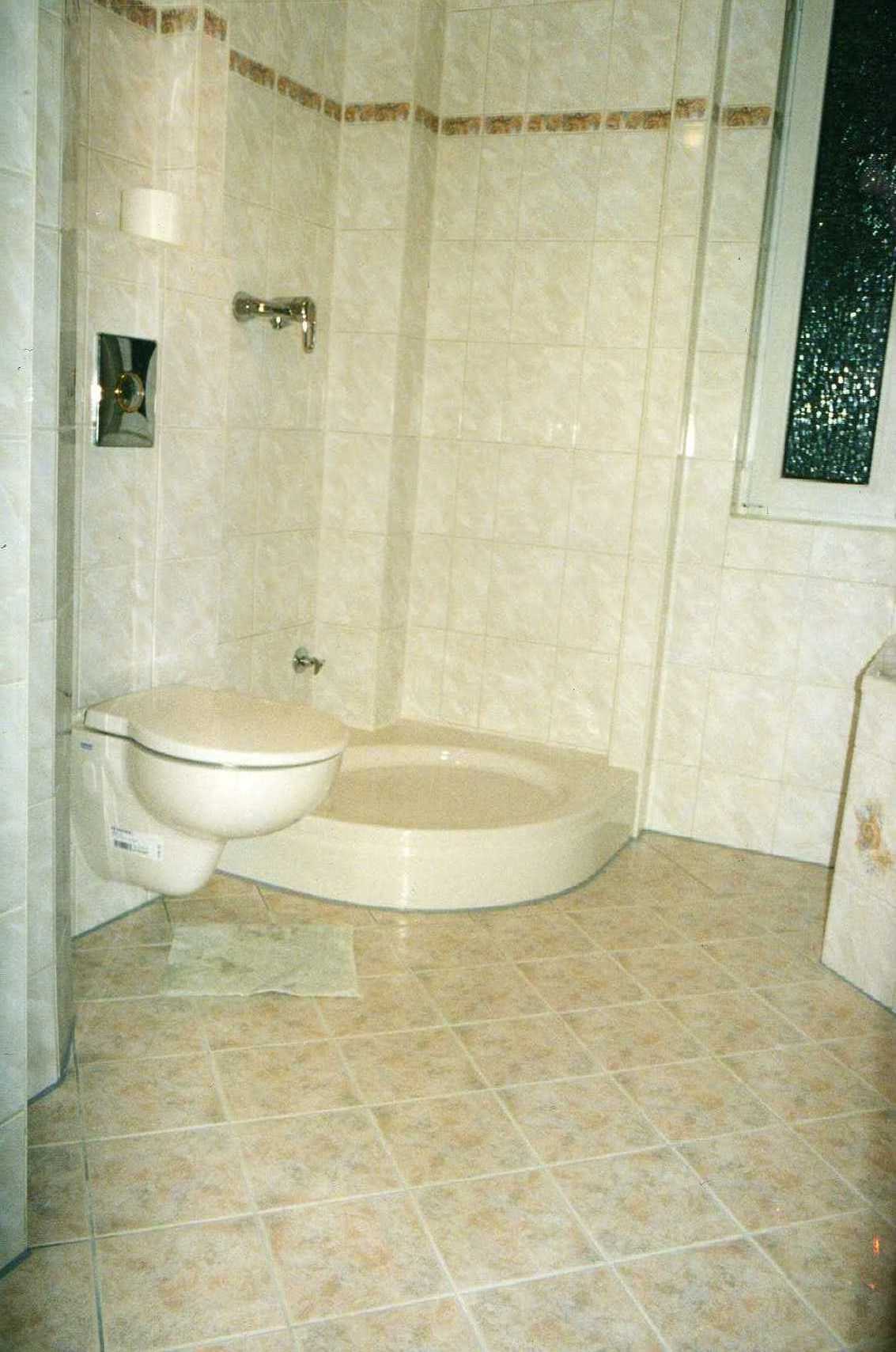 Badsanierung - Fliesen Keramik Ziegel - Berlin