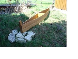 Holzboot zum Bepflanzen - Sonstiges für den Garten - Rot an der Rot