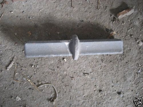 Wir verkaufen: 1 Rohrverbinder / Zentrierbolzen für Gerüstrohr - Sonstiges Material für den Hausbau - Leipzig