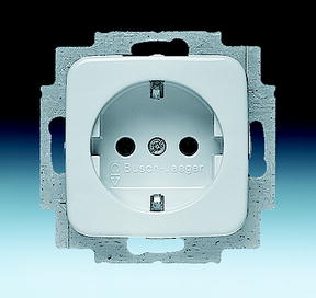 Schaltermaterial von Busch-Jaeger, Gira und Berker. - Elektro Heizung Wasserinstallation - Rabel