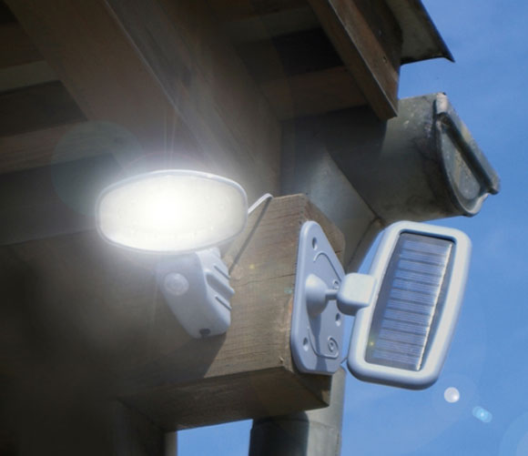 LED Solar-Strahler mit Bewegungsmelder - Solaranlagen - Korschenbroich