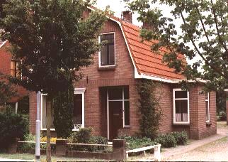 Maler für zwei Häuser in Holland an die grenze mit Deutschland - Farben Lacke Tapeten - Holland/Deutschland