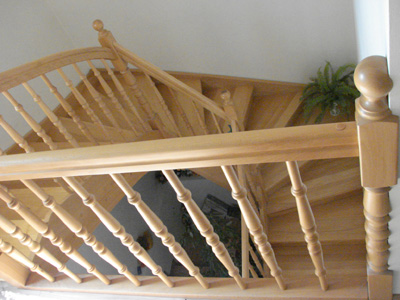 TREPPEN AUS POLEN. TREPPEN. HOLZTREPPEN. Fa. Stolwit - Holz - Potsdam