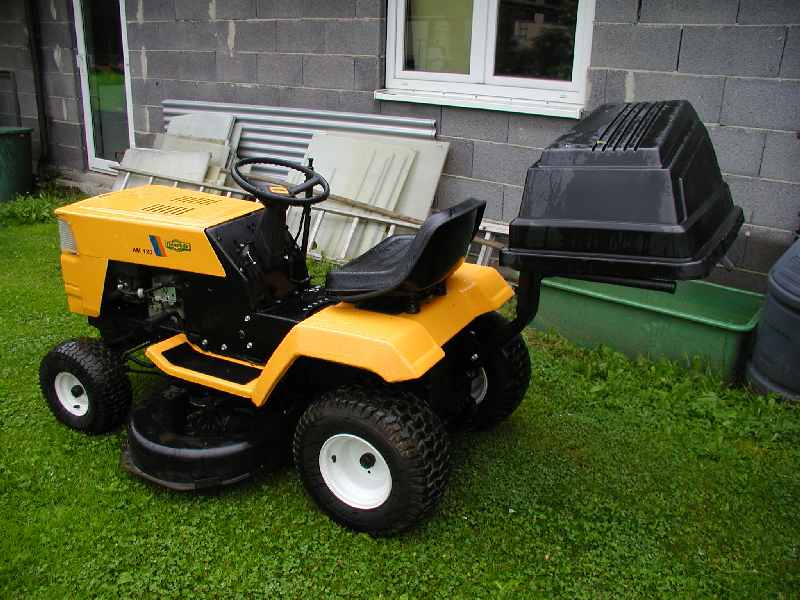 Aufsitzrasenmäher Fleurelle 120 Am - Gartengeraet Gartenmoebel - Schömberg