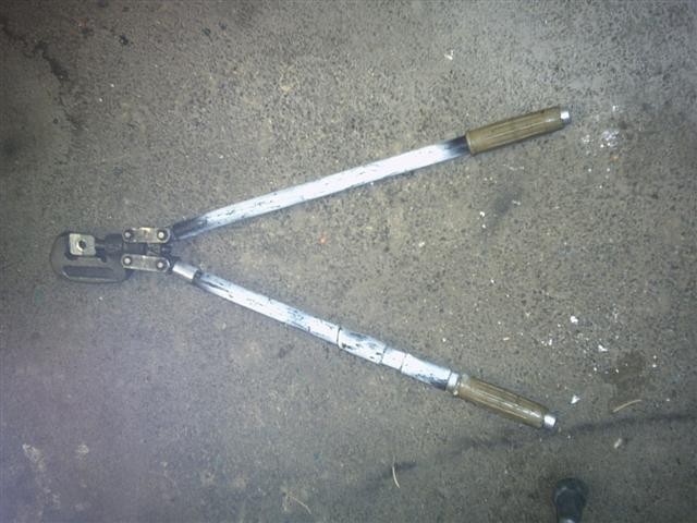 Kabelschuh-Quetschzange - Werkzeuge - Sehlde / Salzgitter