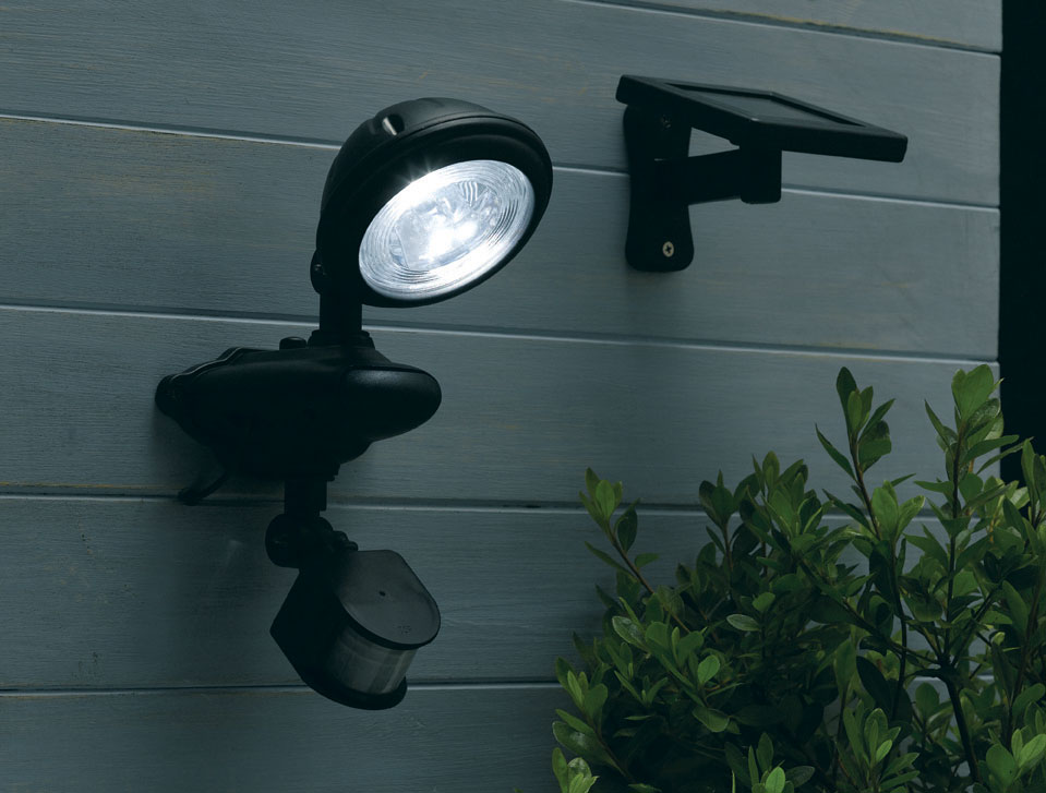 LED Solar-Spotlight Security / Solar-Strahler mit Bewegungsmelder - Solaranlagen - Korschenbroich